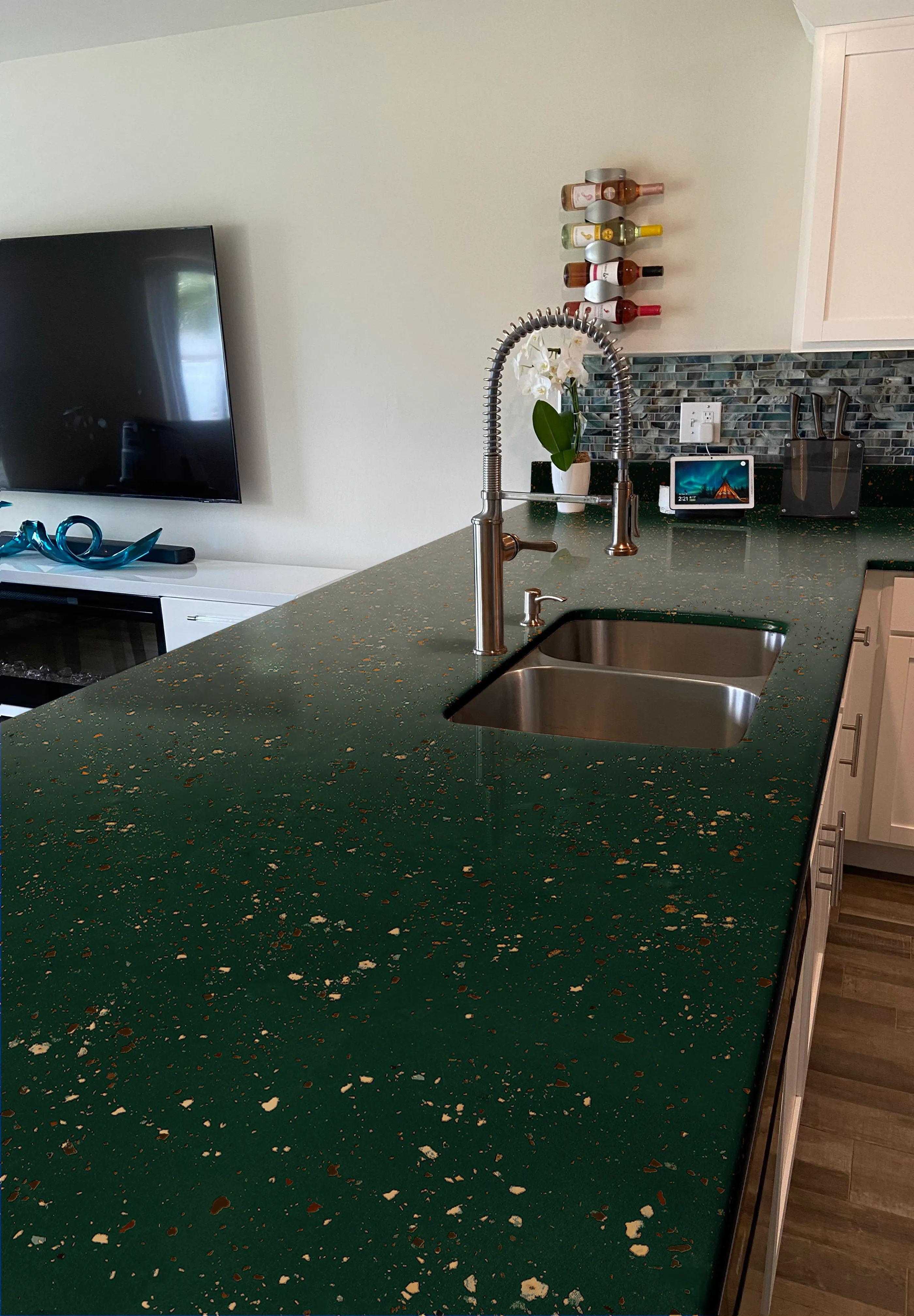 BEYOND PAINT® Oxford Bronze Metallic Countertop Flecks