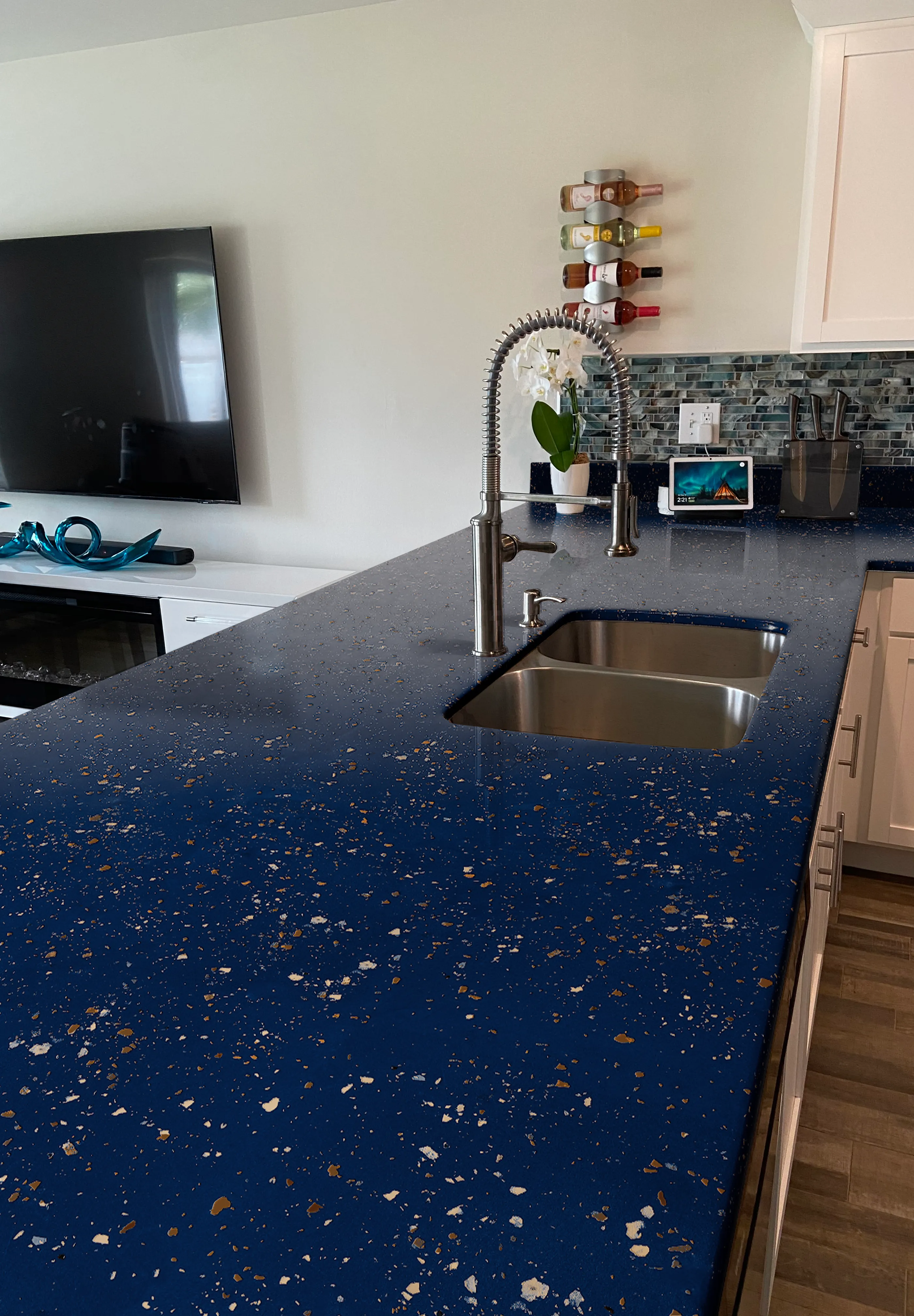 BEYOND PAINT® Oxford Bronze Metallic Countertop Flecks