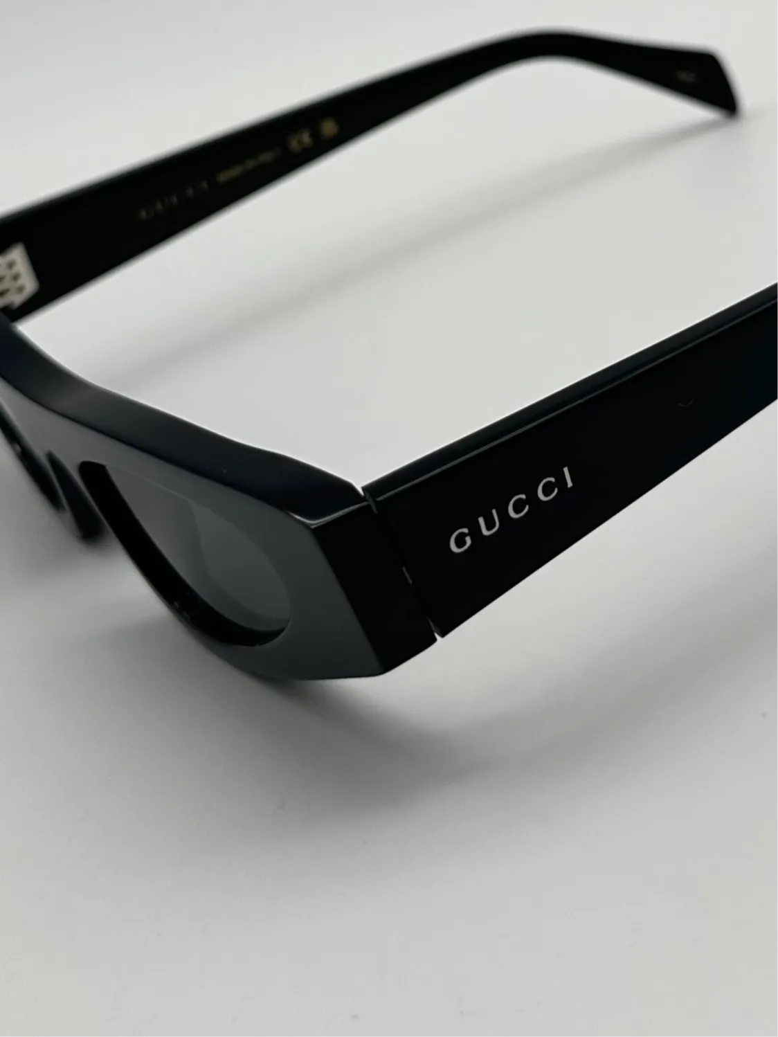 Cat-eye GG Sunglasses