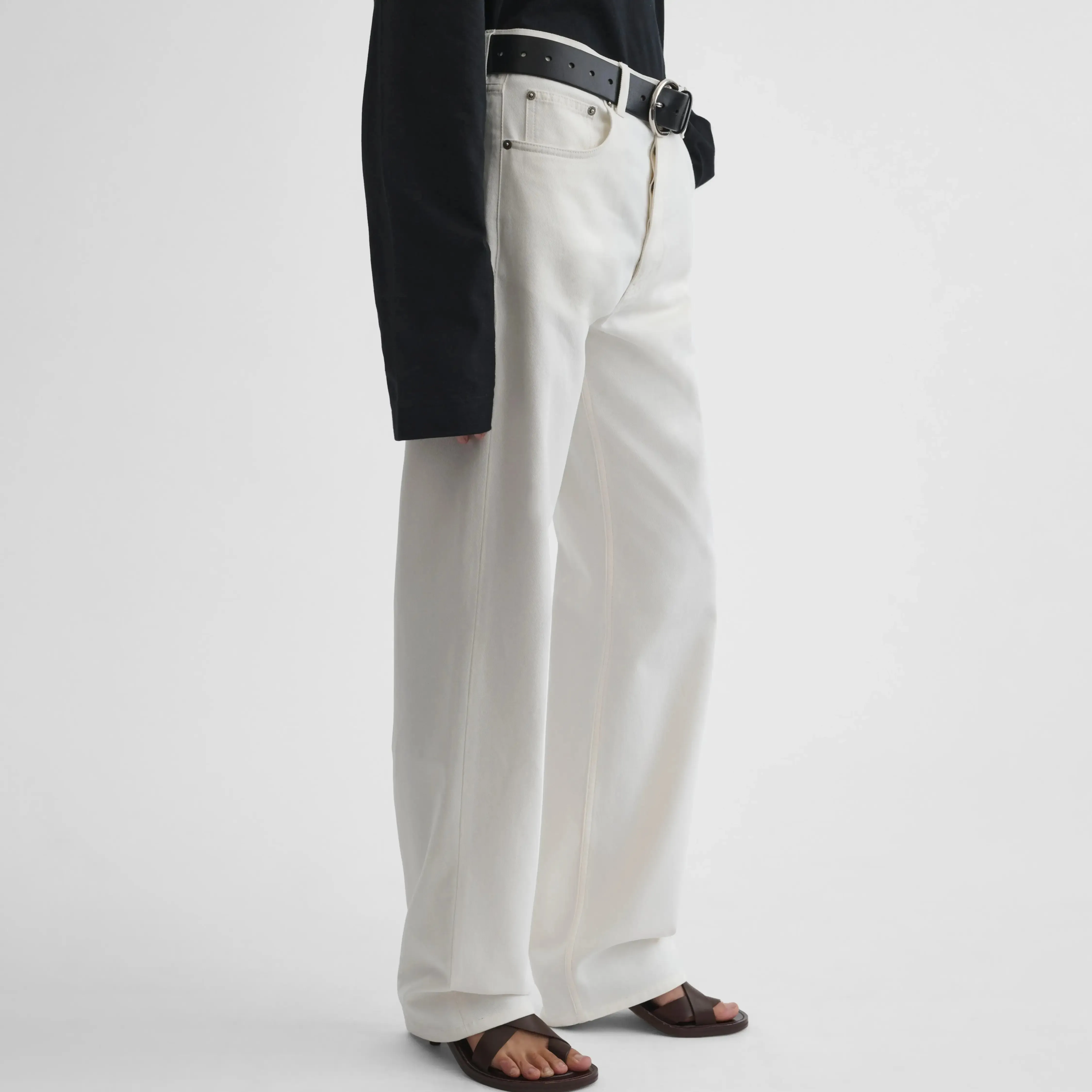 CLASSIC JEANS | plaster white cotton