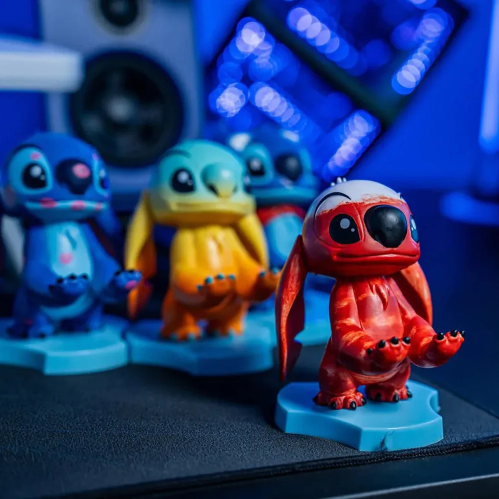 Exquisite Gaming: Holdems: Lilo & Stitch - Badness Level Stitch Earbud & Phone Holder