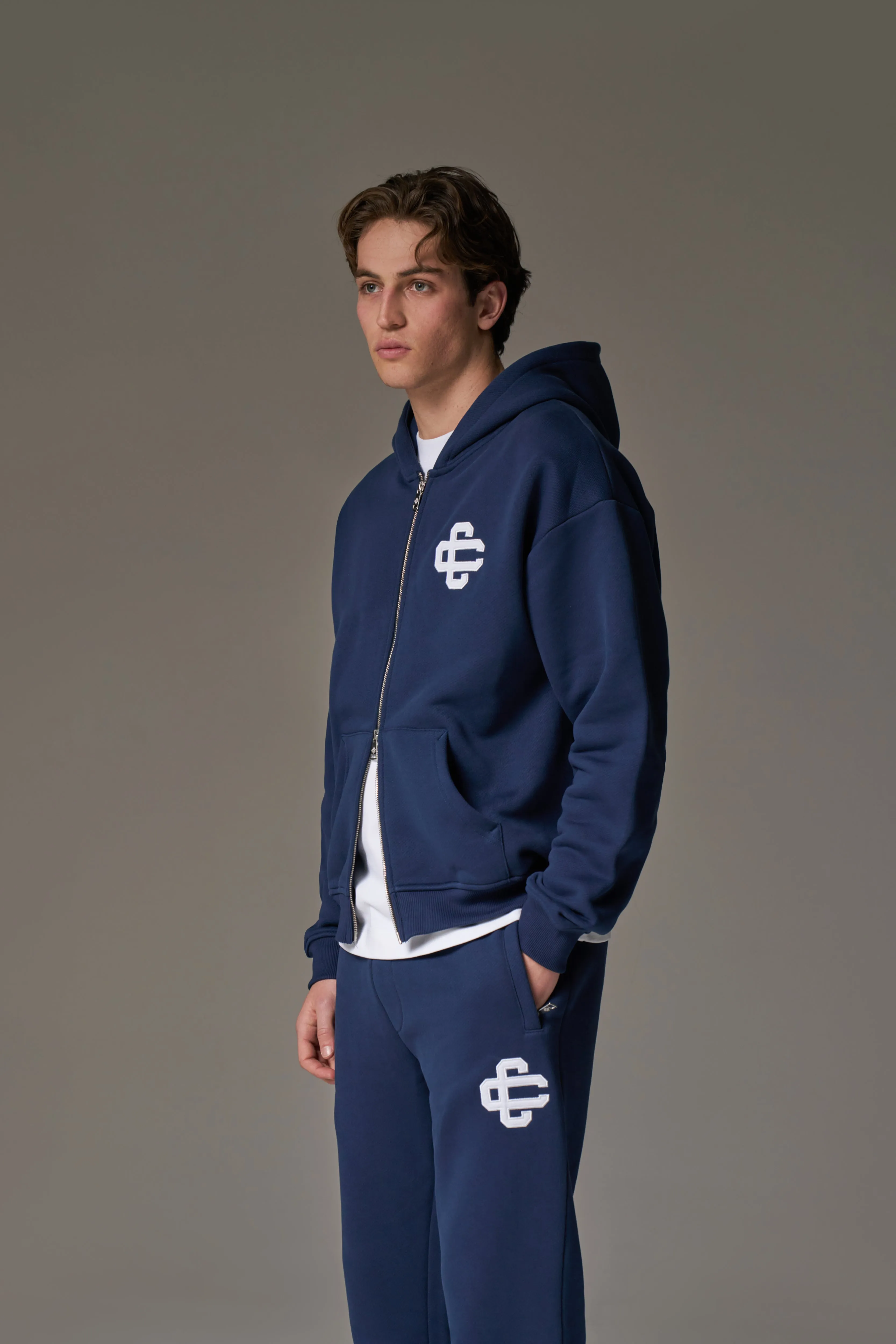 HEAVYWEIGHT EMBLEM APPLIQUE ZIP THROUGH HOODIE - NAVY