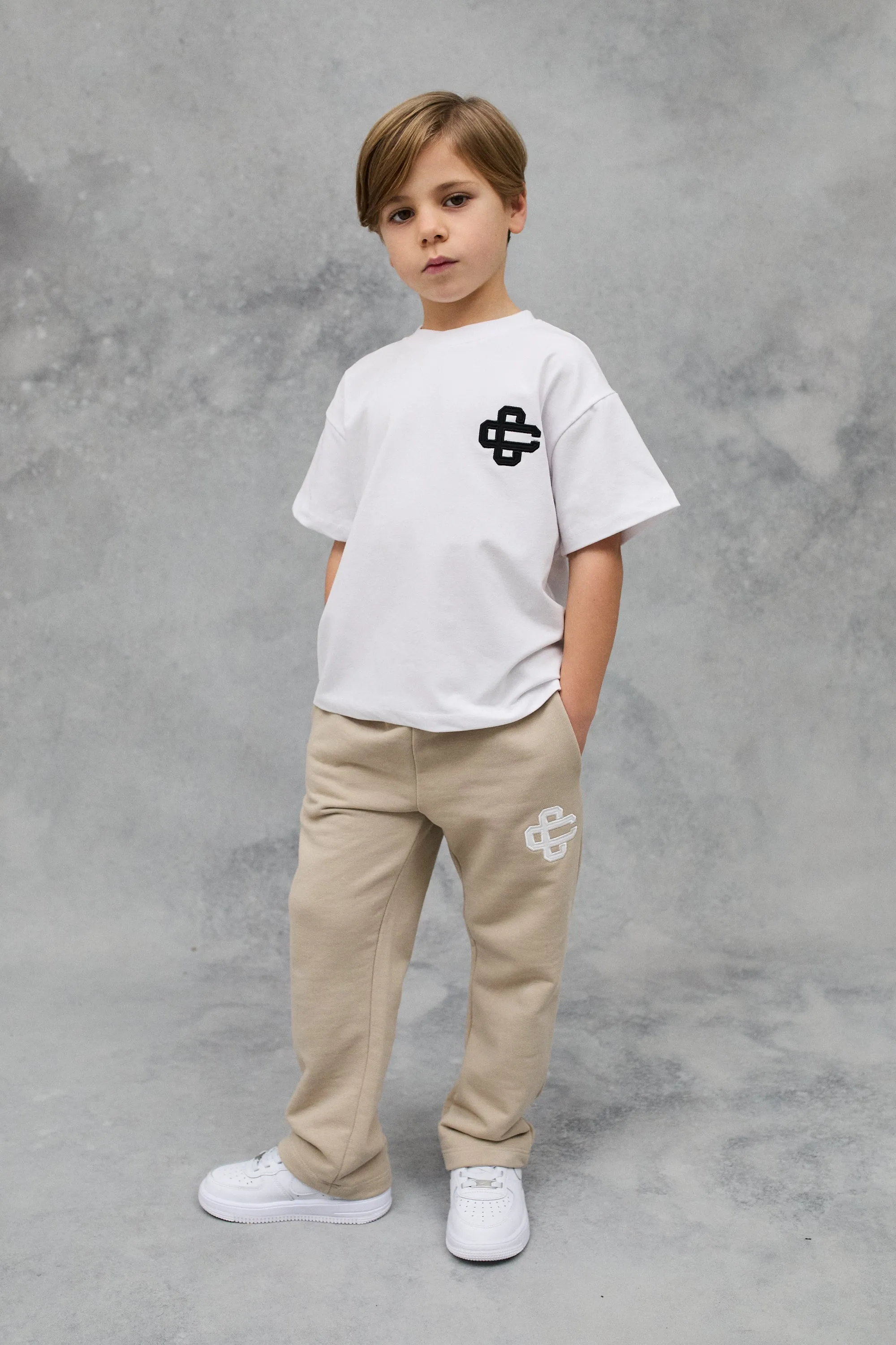 JNR EMBLEM APPLIQUE T-SHIRT - WHITE