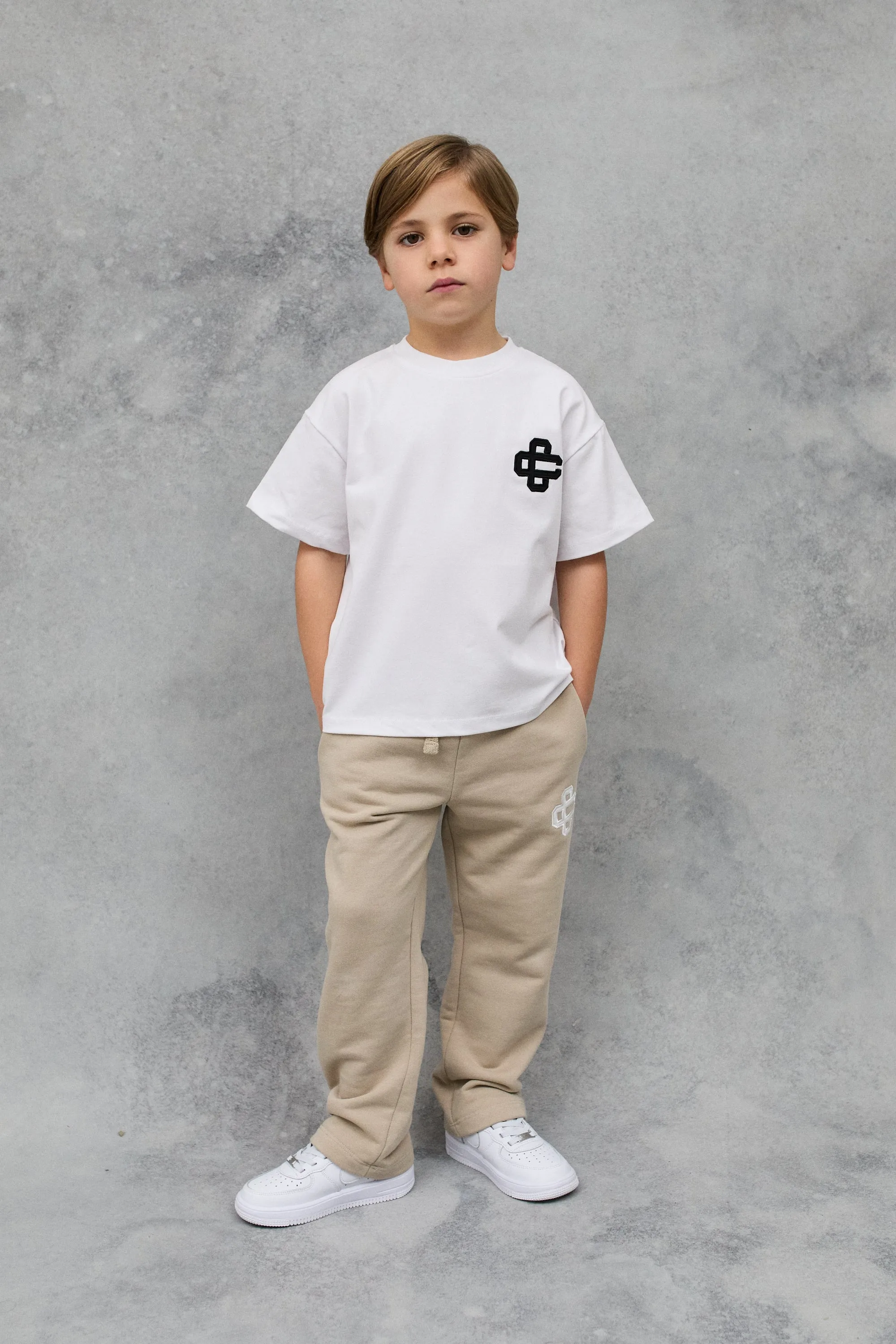 JNR EMBLEM APPLIQUE T-SHIRT - WHITE