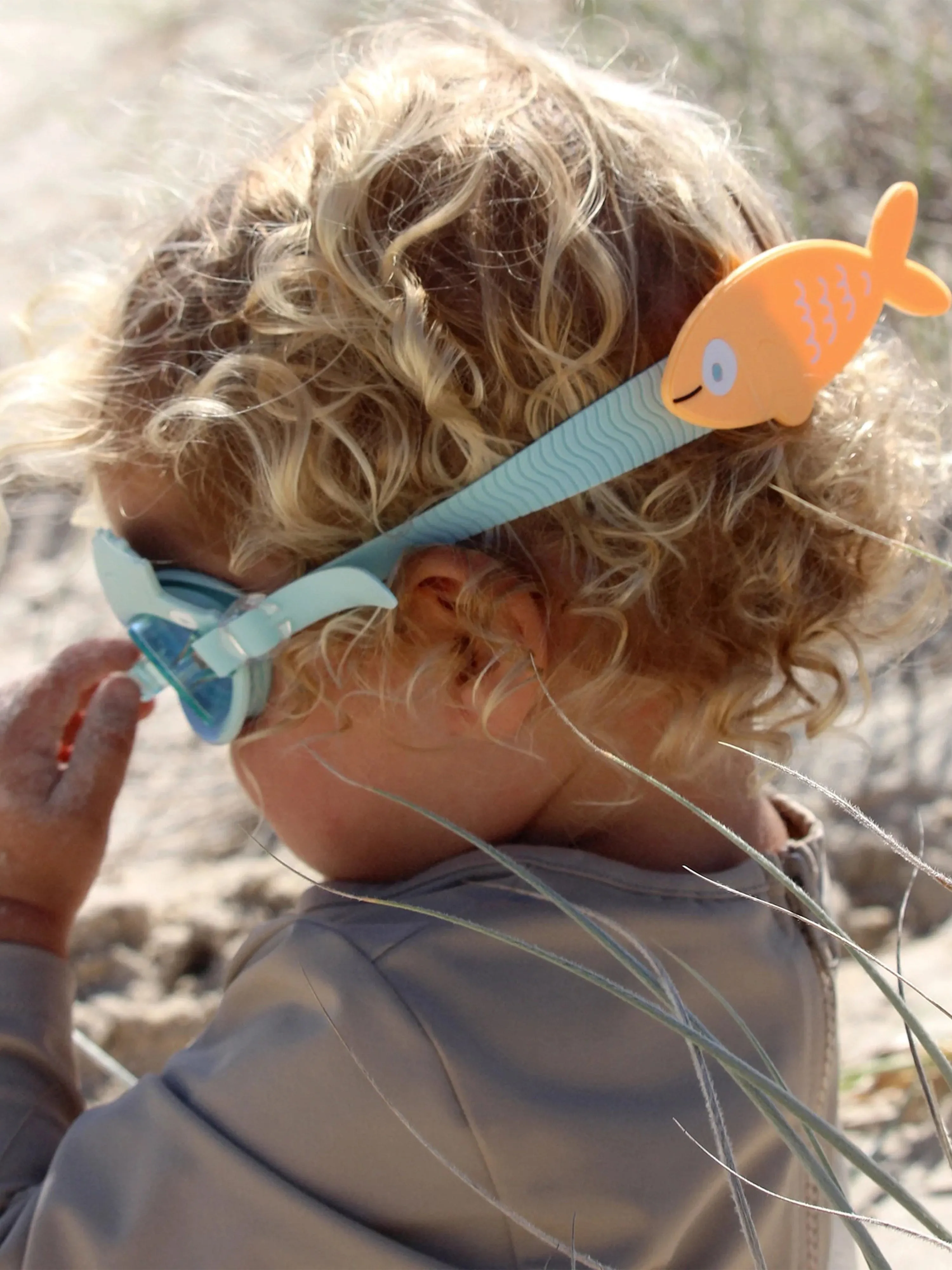 Kids Swim Goggles Finn the Fish in Blue (16cm)