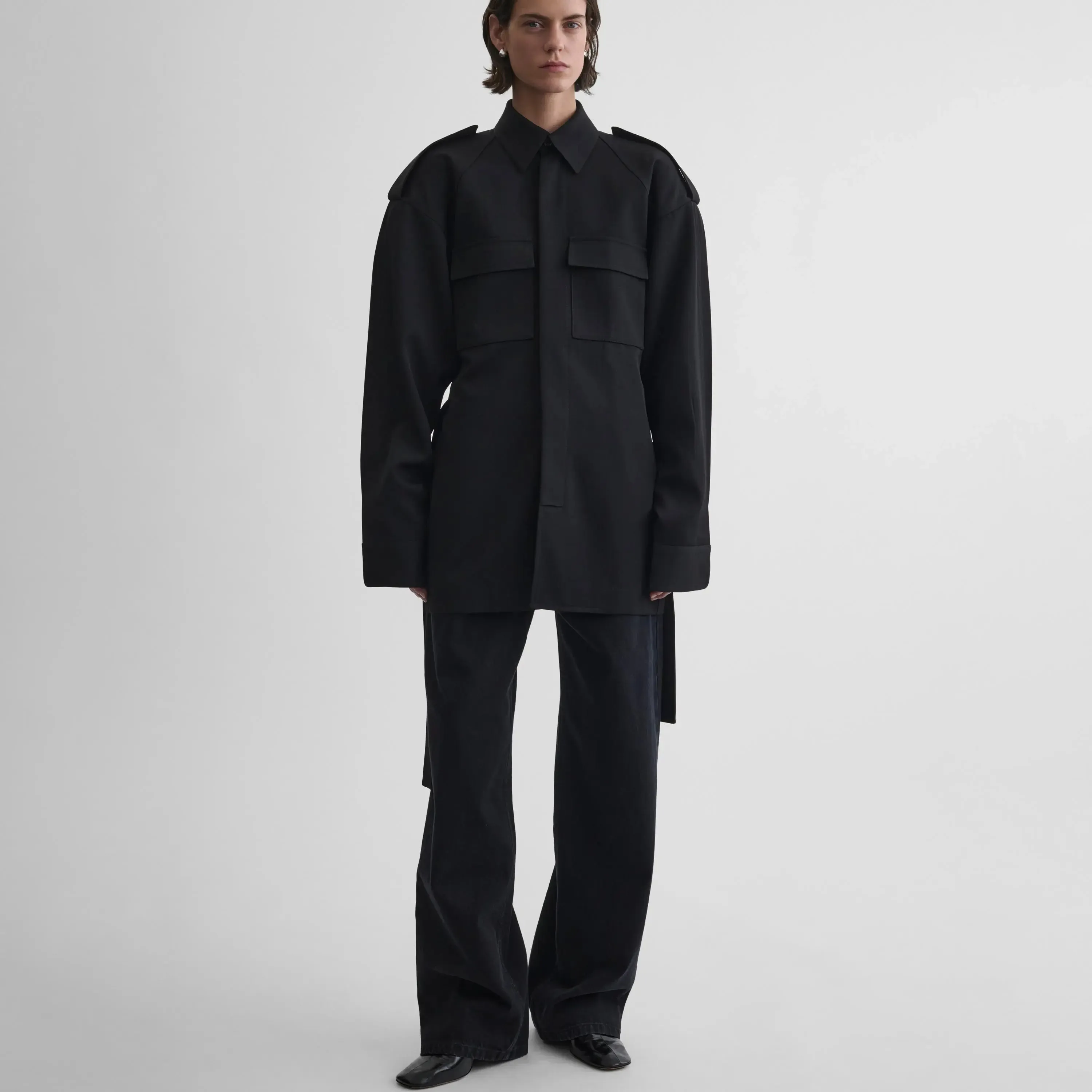 LIGHTWEIGHT SHIRT JACKET | black wool