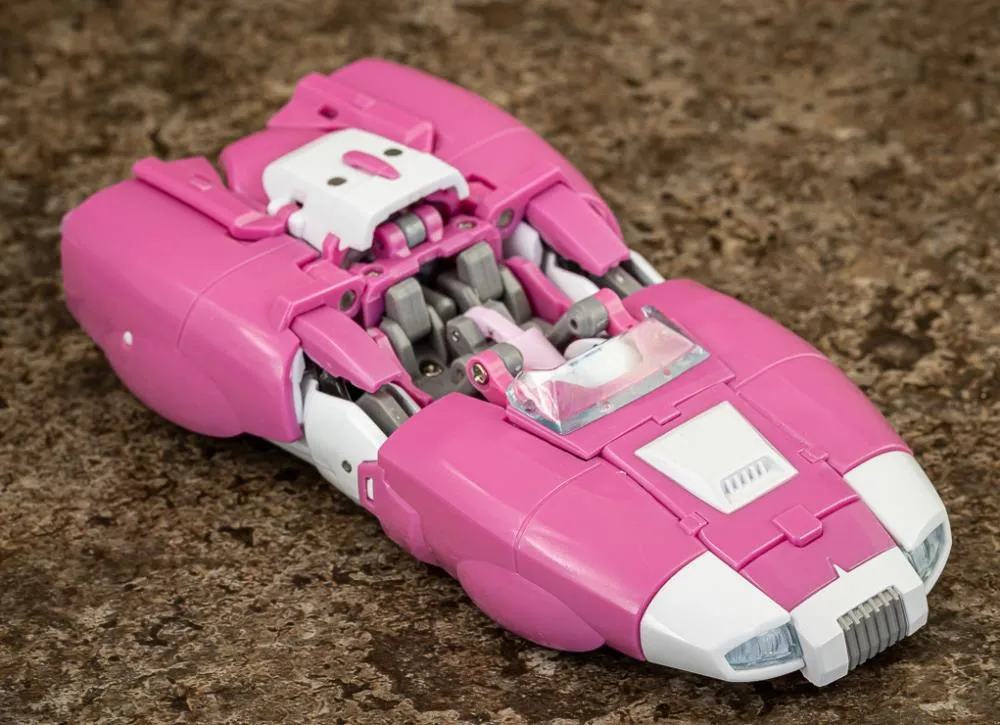 Ocular Max Perfection Series PS-04A Azalea Alternative Action Figure
