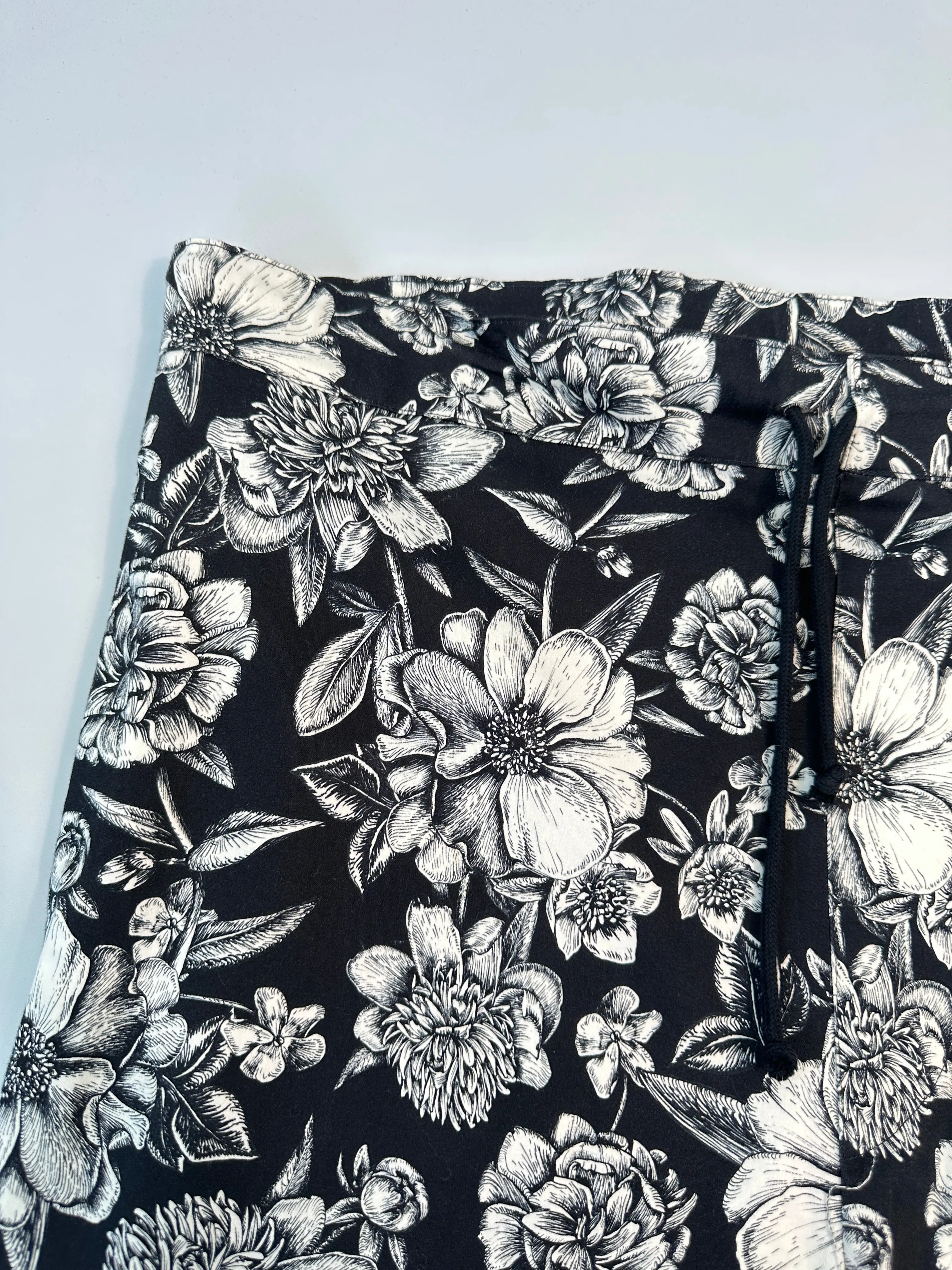 Pantaloni Floreali Bianchi E Neri In Cotone Elastico