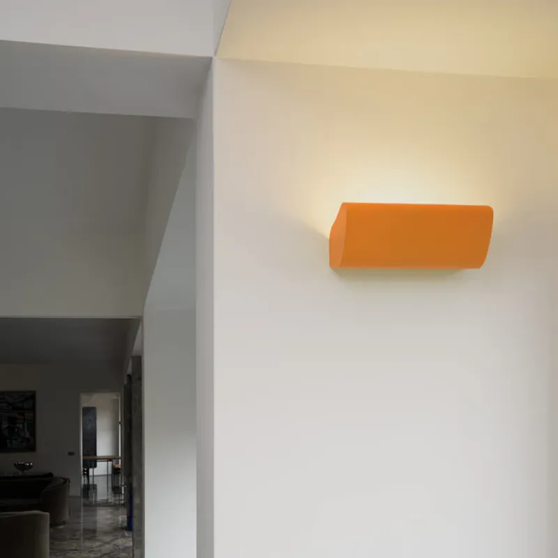 Playful Contemporary Uplighter | Applique Radieuse