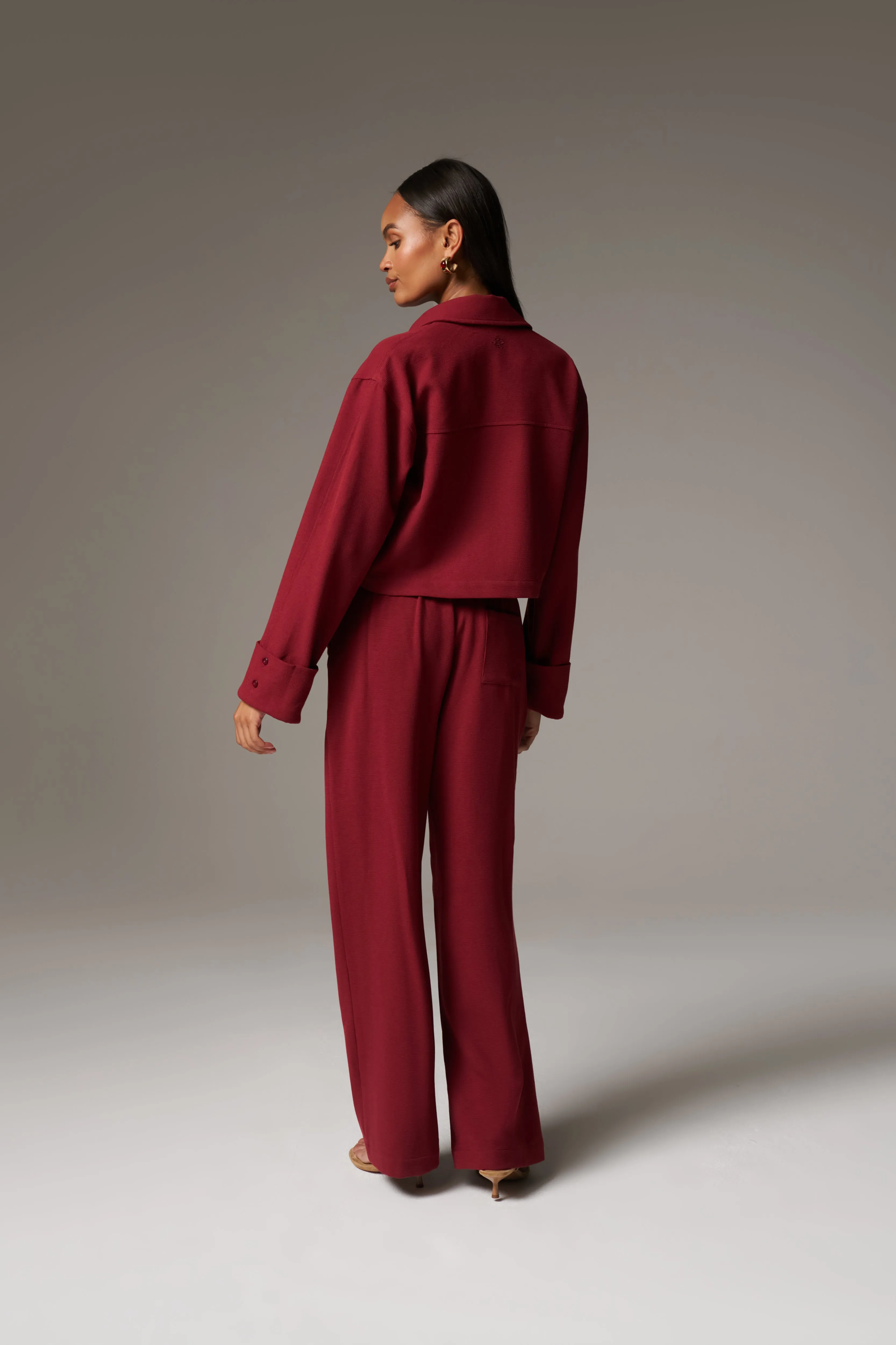 TEXTURED LINEN BUTTON DETAIL TROUSER - BURGUNDY