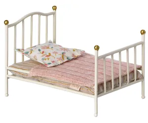 Vintage Bed, Mouse Off White